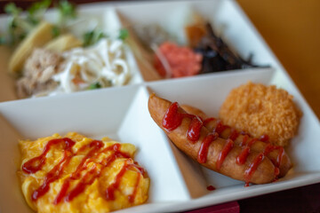 朝食のビュッフェ