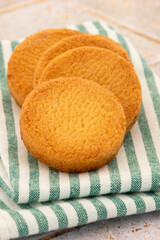 biscuit palet breton sur un torchon 