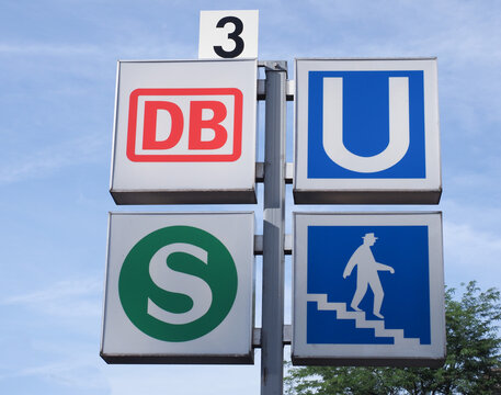 German public transport signs in Nuernberg