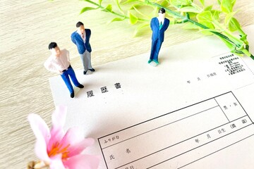 履歴書とビジネスマン　サクラサク