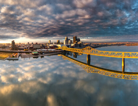 Beautiful Shot Of Louisville In The Evening