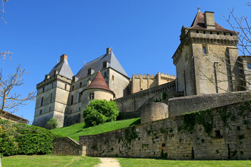 Fototapeta na wymiar Castle of Biron in the Dordogne department in France