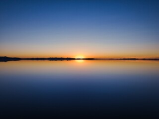 Fototapeta na wymiar Great Salt Lake at Sunset