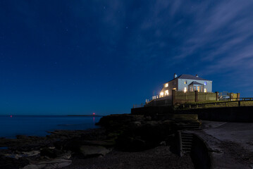 lighthouse at night Amble, Cliff house