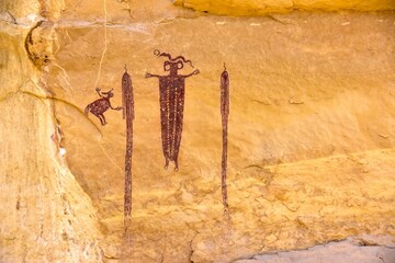 Barrier Style Pictographs