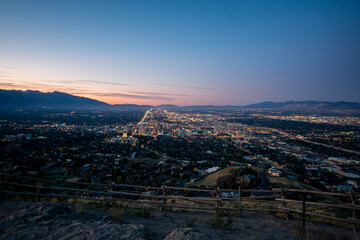 Obraz premium Dawn Over Salt Lake City