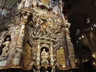 Fototapeta na wymiar cathedral of toledo