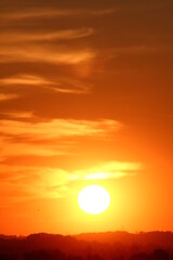 Obraz premium coucher de soleil avril 2020