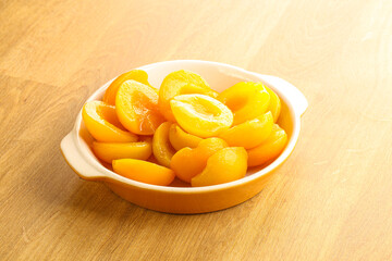 Canned apricot – sweet light dessert