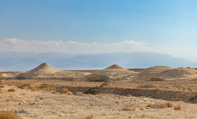 Fototapeta na wymiar Landscape in the desert on the border of Israel with Jordan