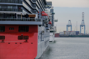 Cruiseship cruise ship liner Scarlet Lady in port of Zeebrugge, Belgium - Kreuzfahrtschiff Valiant...