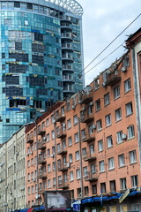 Fototapeta premium Broken windows and destroyed facade