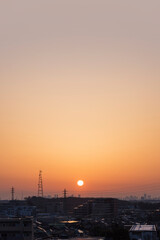 日の出　住宅地の朝　早朝　朝焼け　朝日　太陽