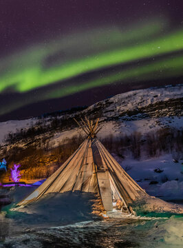 Northern lights sky