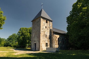 Fototapeta na wymiar St. Rochus in Wollseifen auf der Dreiborner Hochfläche in der Eifel im Sommer 