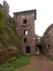Die Burgruine Hohnstein in Neustadt/Harz im S&uuml;dharz bei Nordhausen
