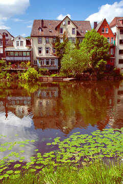 Leben am Fluss: Marburg an der Lahn, Hessen, Deutschland