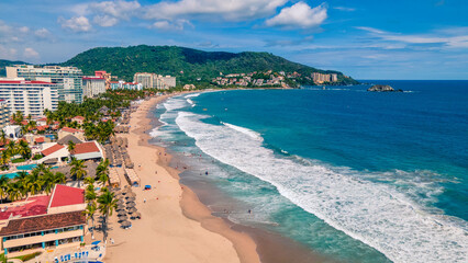 Long sea in Ixtapa beach