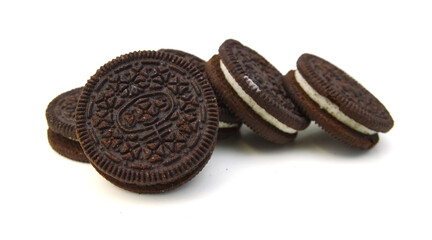 Chocolate cream cookies