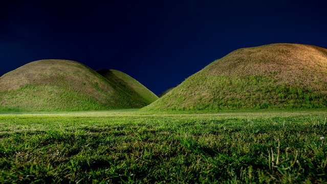 Tumuli Park Burial Mounds Silla dynasty royal tombs in Gyeongju South Korea