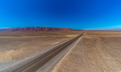 The highway that crosses the Nazca Lines