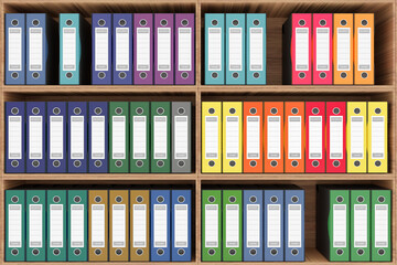 Serie di raccoglitori, cartelle di vari colori per la classificazione dei documenti. Database in scaffale a libreria.. - obrazy, fototapety, plakaty