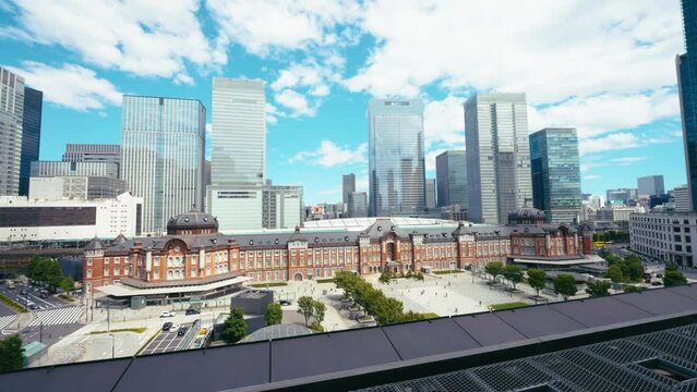 東京駅の風景動画（早送り映像）