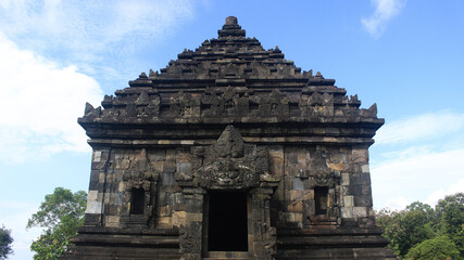 Fototapeta na wymiar The exoticism of the architecture of the Ijo temple in Yogyakarta, the Ijo temple is the highest temple in Yogyakarta. built in 850 AD by the ancient Mataram kingdom 