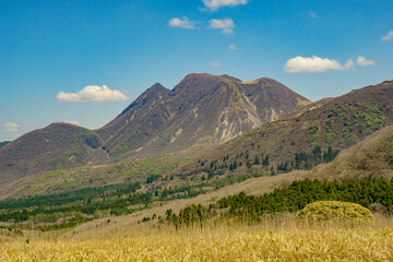 久住連山の三俣山。