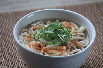 食卓のうどん