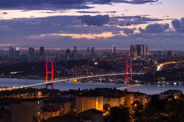 Naklejka na ściany i meble Istanbul city skyline at sunset