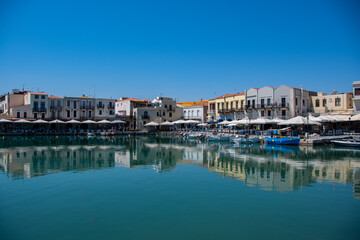 Fototapeta na wymiar The old Venetian port of the Greek city of Rethymno