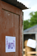 WC toilette sanitaires santé cabane