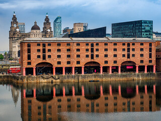 Early morning at Liverpool Waterfront
