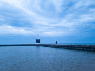 Biking at North Avenue Beach skyline (Chicago) 