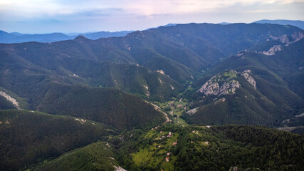 Fototapeta na wymiar Wonderful mysterious Belintash rocky formation in Bulgaria