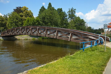 Fototapeta premium Footbridge over the Blind Shoulder of the river Malse in Ceske Budejovice, South Bohemian, Czechia, Czech Republic, Europe, Central Europe 