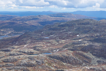 Fototapeta na wymiar breathtaking views from top of gausta mountain in norway telemarken