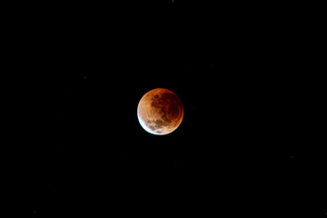 Lunar eclipse seen in the sky of Rio de Janeiro.