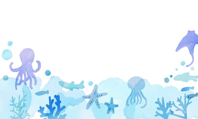 水彩画。水彩タッチのマリンフレーム。海の生き物の装飾フレーム。夏の水彩マリン背景。Watercolor painting. Marine frame with watercolor touch. Sea creatures decoration frame. Summer watercolor marine background.