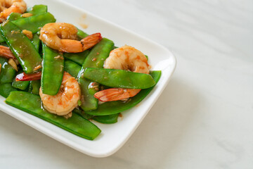 Stir-Fried Green Peas with Shrimp