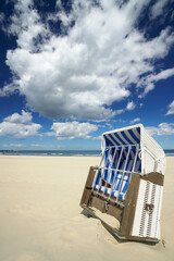 Strandkorb am Meer