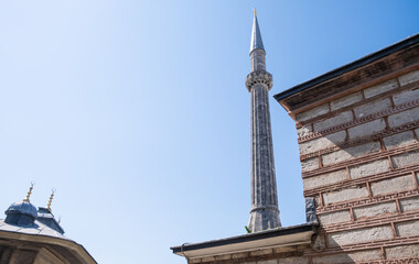 Obraz premium .Mosque in Istanbul against blue sky