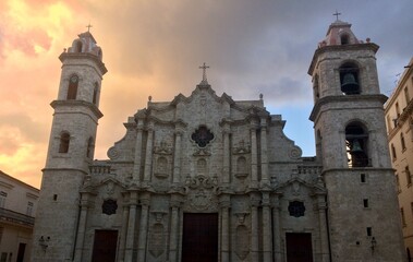 Fototapeta premium church s at sunset in Havana Cuba 