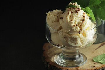 Ice cream scoops in an ice cream bowl