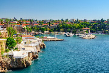 Fototapeta na wymiar View of the Ottoman Houses and Old Antalya Marina