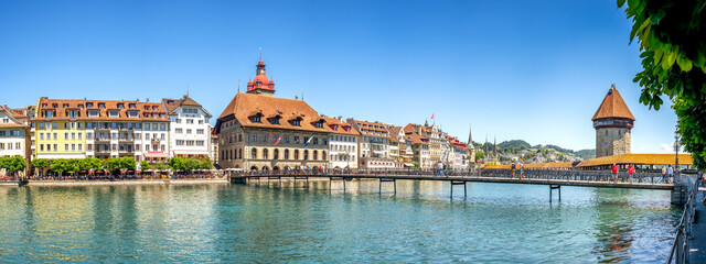 Naklejka na ściany i meble Kapellbrücke, Luzern, Schweiz