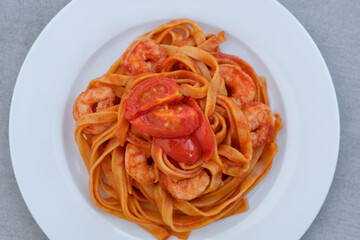 Tomato garlic shrimp tagliatelle pasta