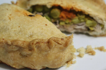 Meat and pea pie with sobrassada