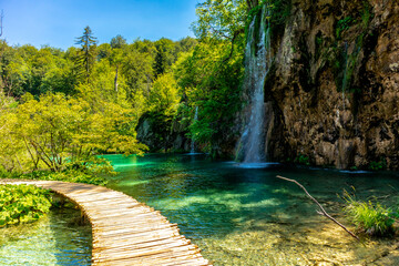 Fototapeta Entdeckungstour durch den wunderschönen Nationalpark Plitvicer Seen - Kroatien obraz